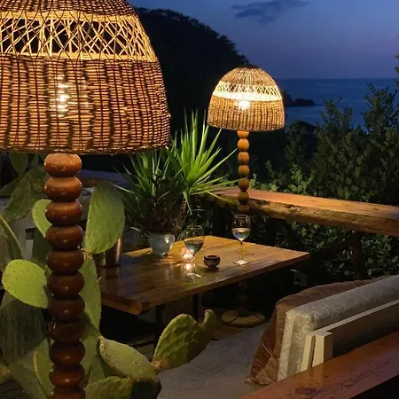 Otel Bamboo With Sea View In Kabak Bay, Oeluedeniz *